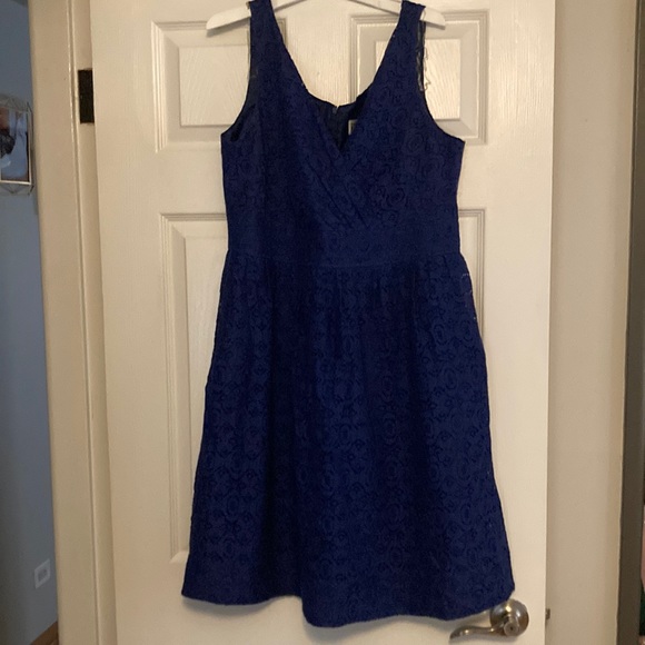 Dress used good condition - Picture 1 of 6